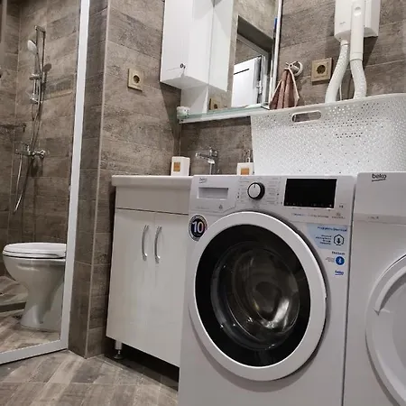 загора апартмент * סטרה זגורה